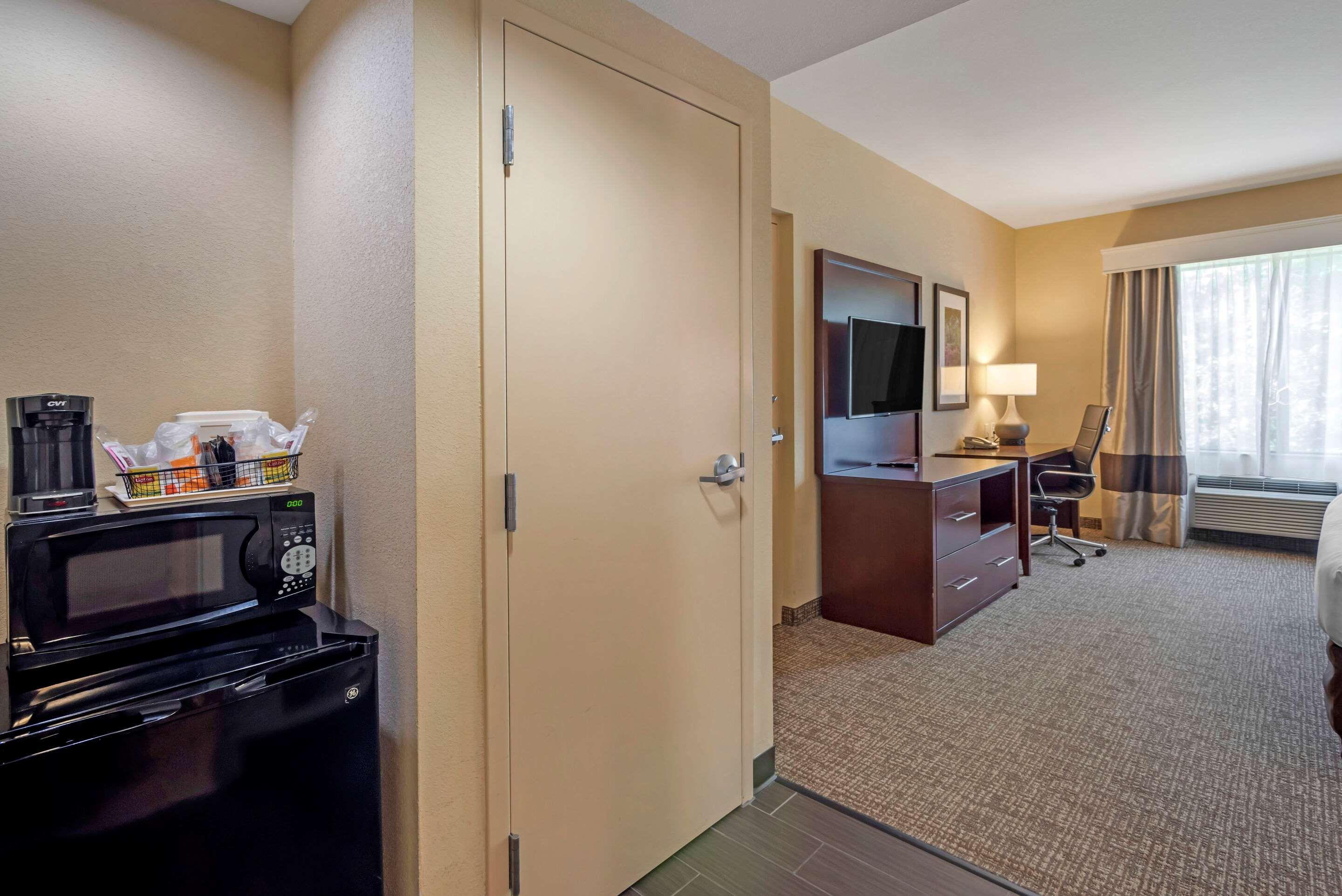 Comfort Suites Fredericksburg North Exteriér fotografie