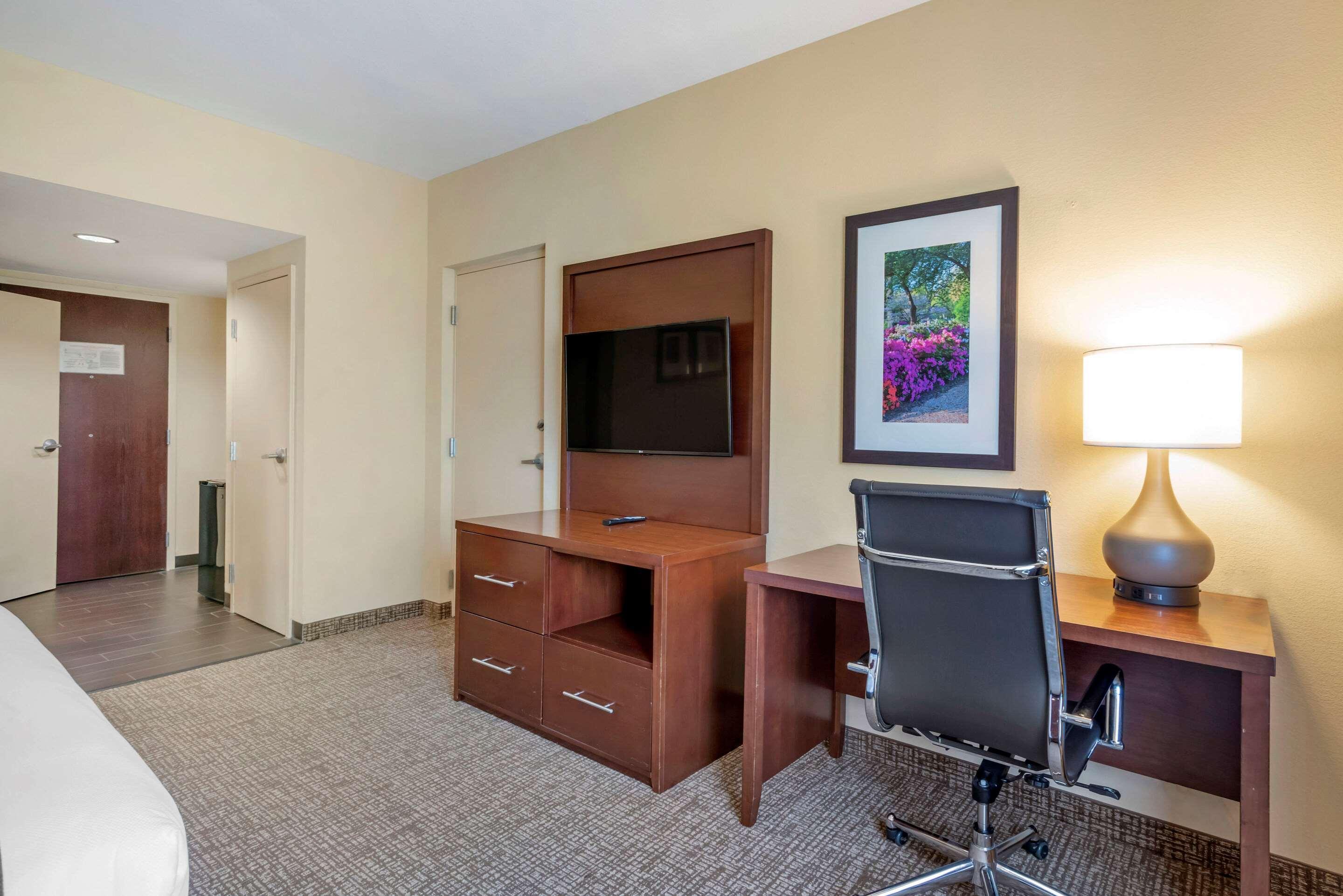 Comfort Suites Fredericksburg North Exteriér fotografie