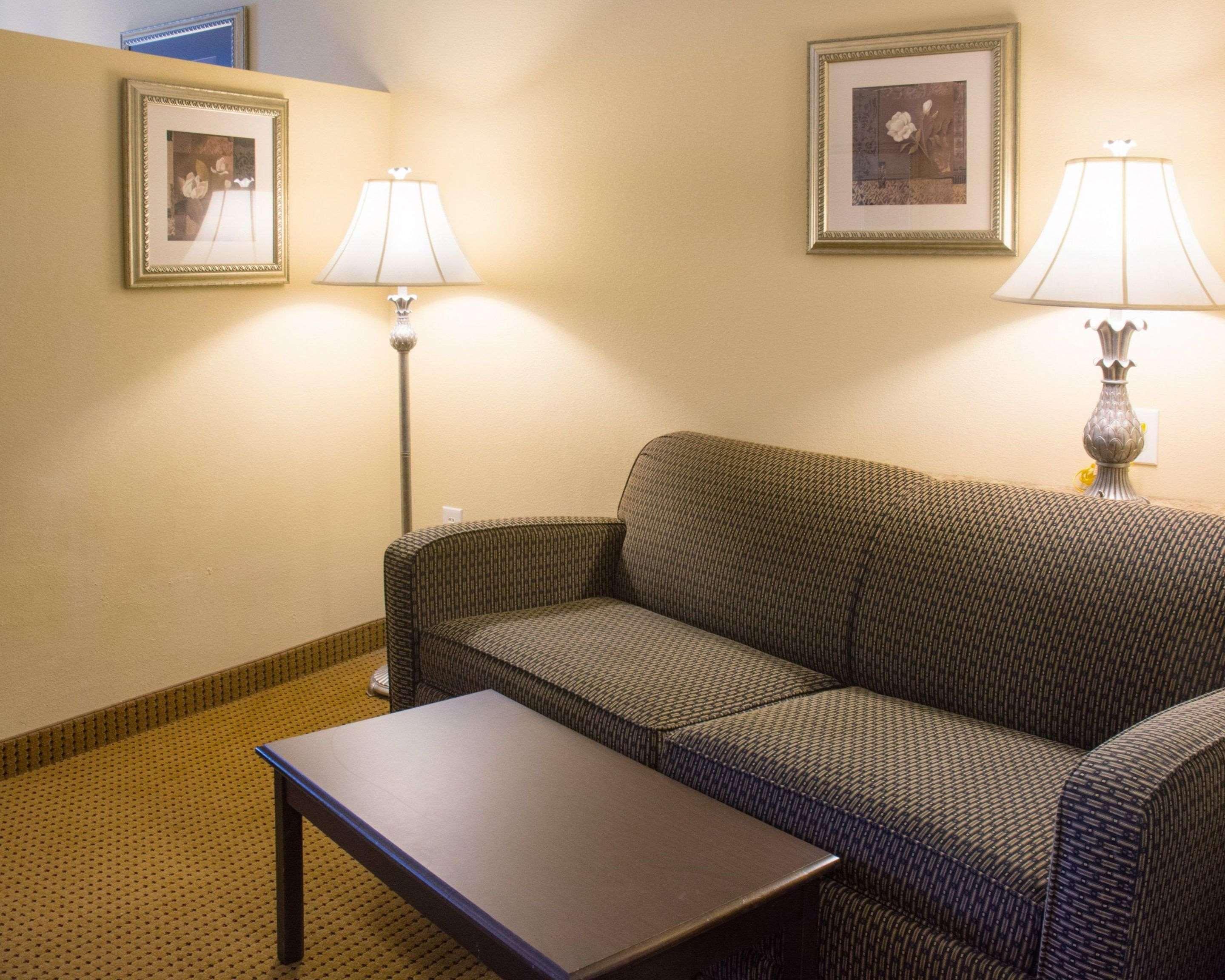 Comfort Suites Fredericksburg North Exteriér fotografie
