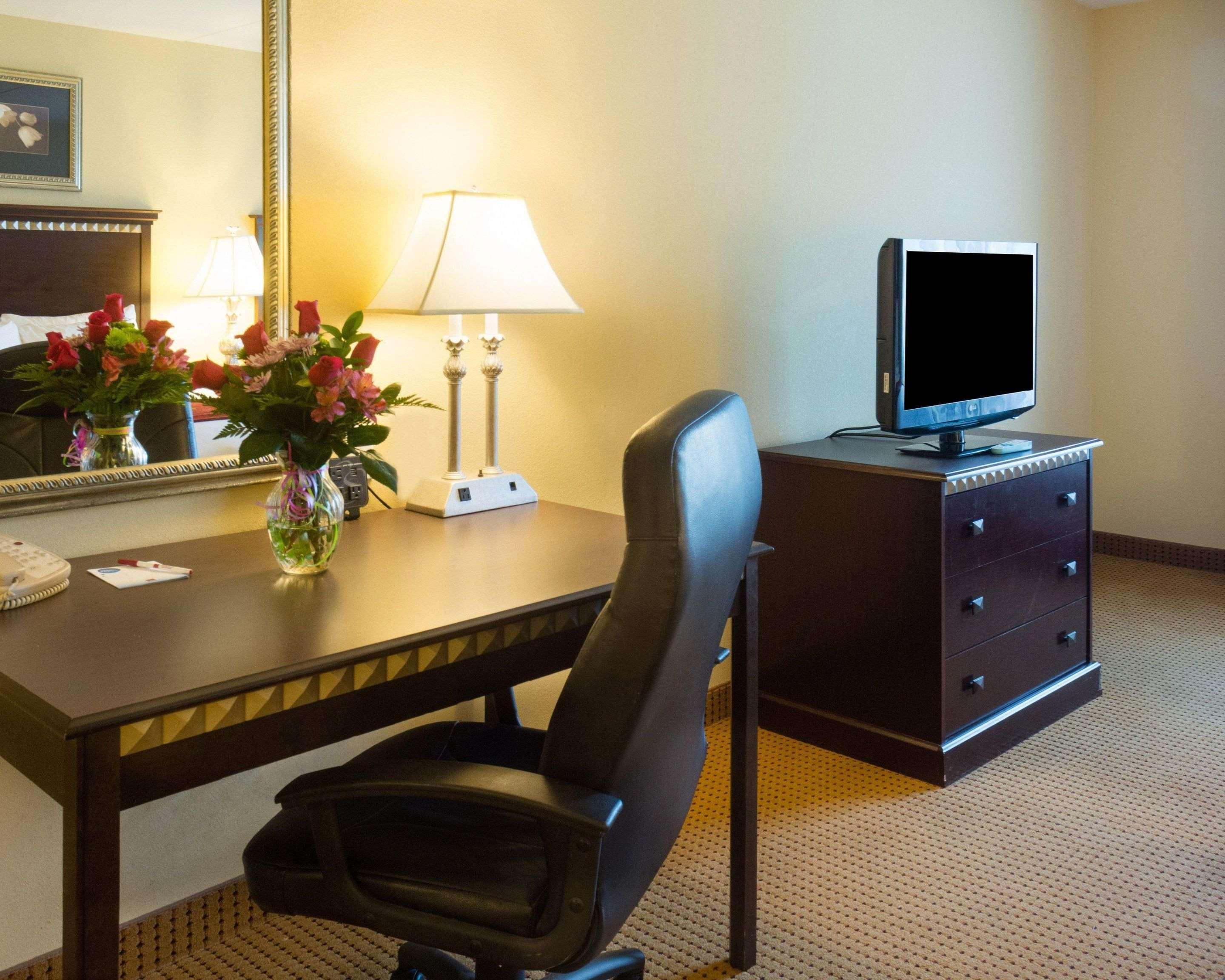 Comfort Suites Fredericksburg North Exteriér fotografie