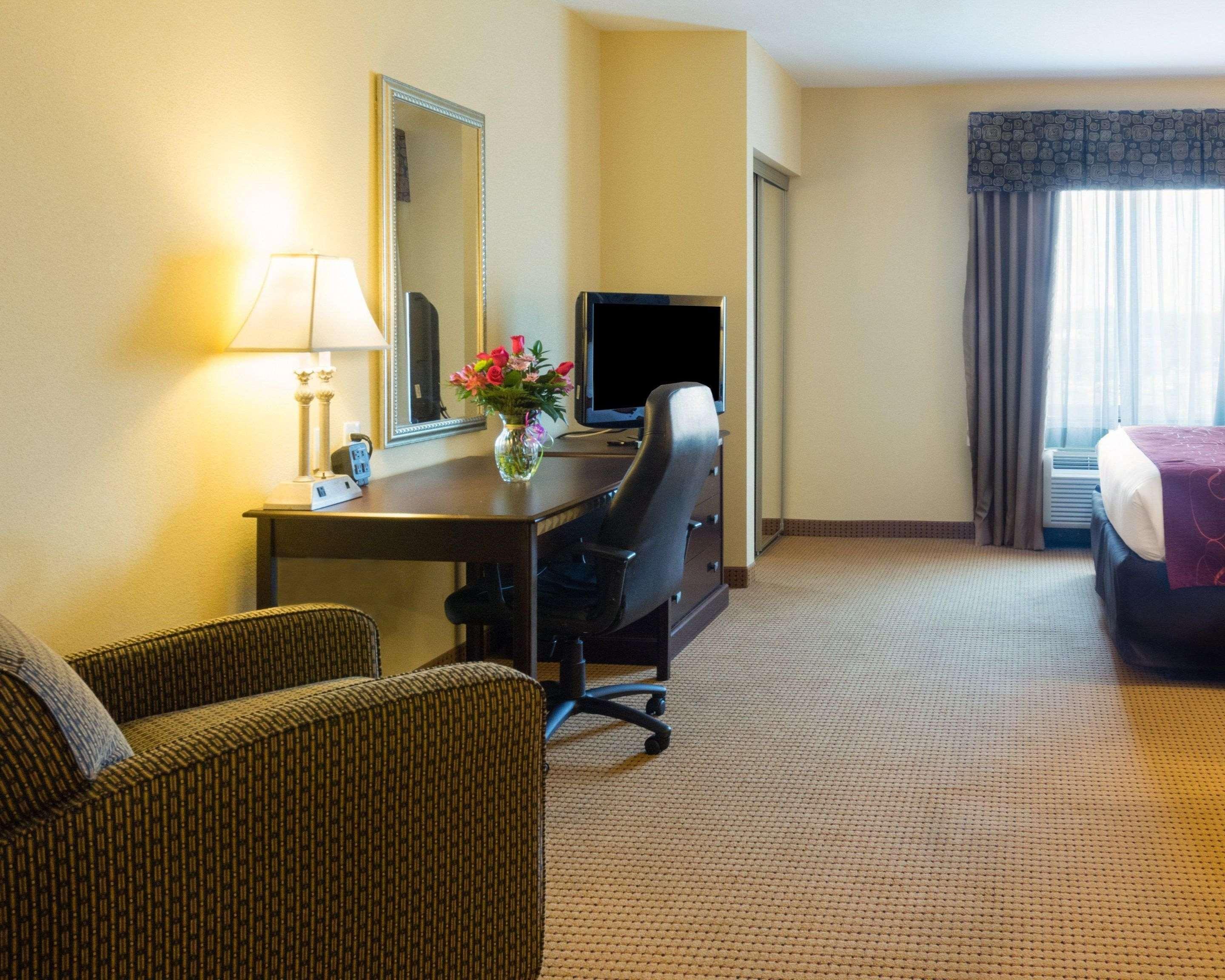 Comfort Suites Fredericksburg North Exteriér fotografie