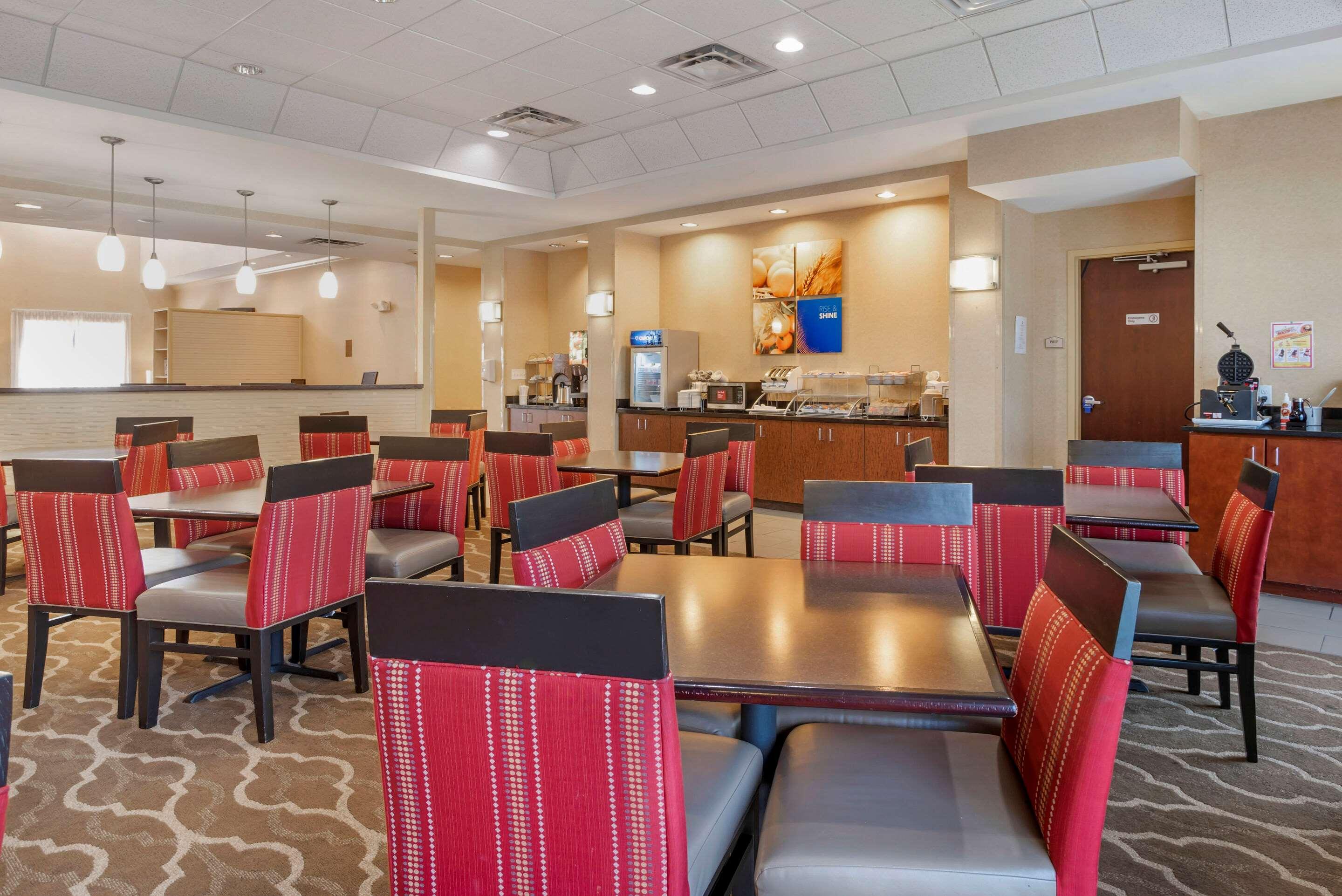 Comfort Suites Fredericksburg North Exteriér fotografie