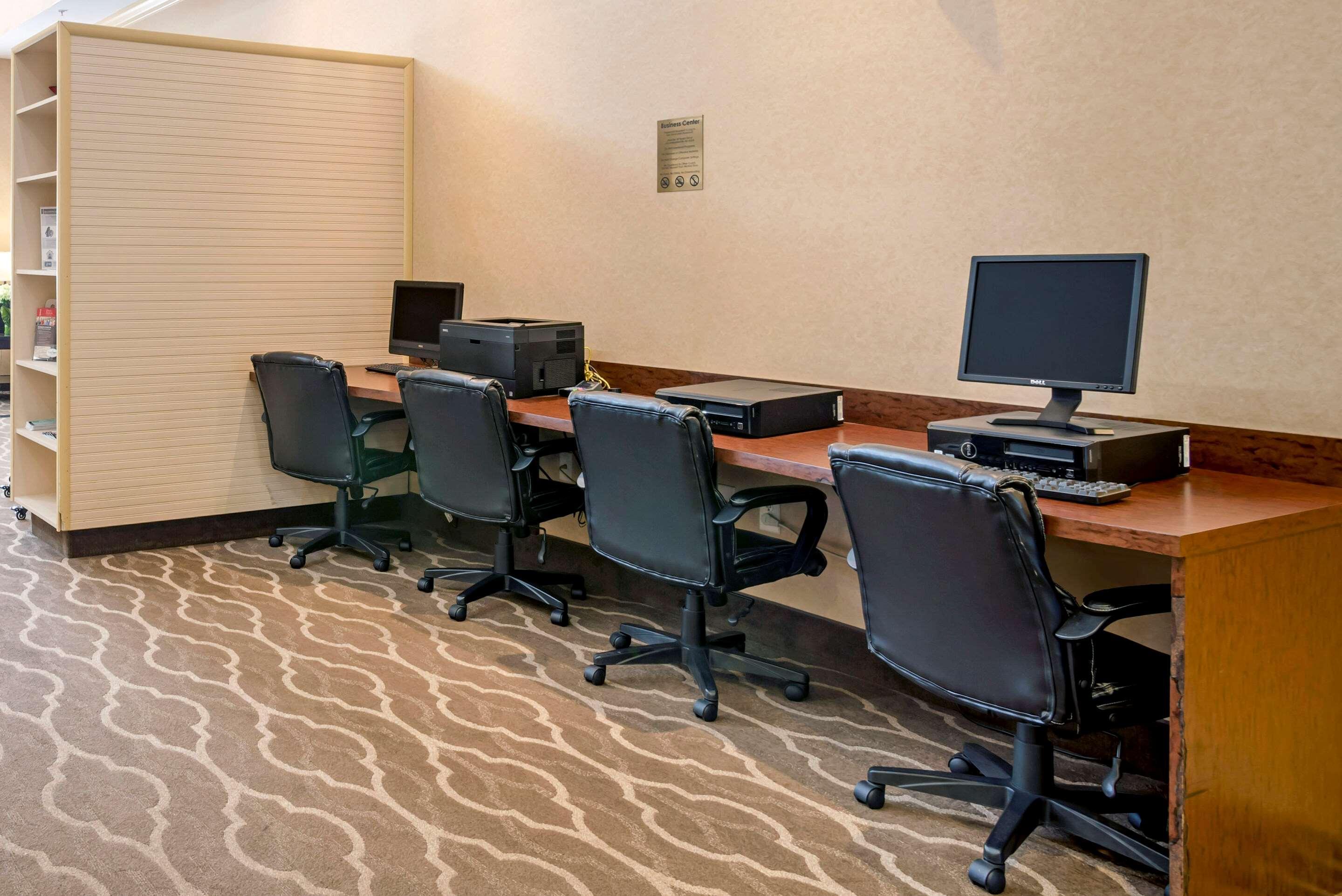 Comfort Suites Fredericksburg North Exteriér fotografie